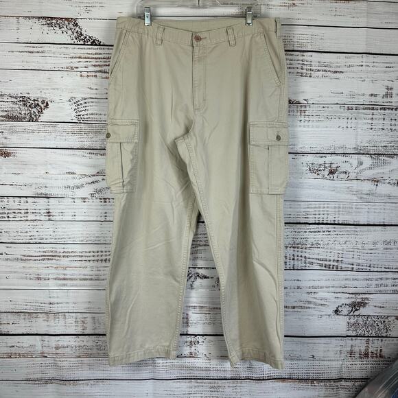 Men's VTG LL Bean Khaki Tan Classic Cargo Utility Pants Work Cotton Size 38X30 - Picture 1 of 7